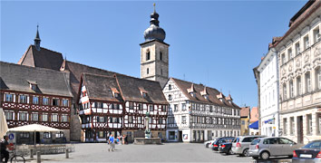 Rathaus am Markt im oberfränkischen Forchheim
