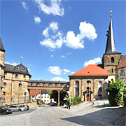 Schloss und Kirche von Thurnau mit Verbindungsgang