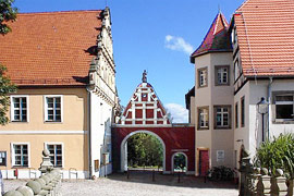 Wiesenburg Rathaus am Schloss