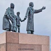Denkmal Die Auswanderer