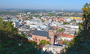Blick von der Festungsruine Hohenburg auf Homburg
