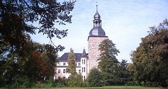 Schloss Möckern, heute Schule