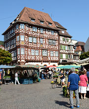 das prächtige Palm'sches Renaissancehaus am Markt von Mosbach