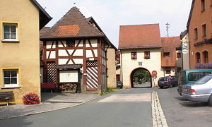 Betzenstein in der Fränkischen Schweitz, Bunnenhaus und Torhaus