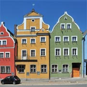 farbig Giebelständiges am Satdtplatz von Neustadt a.d. Waldnaab