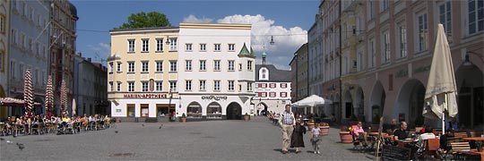 Max-Josefs-Platz in Rosenheim