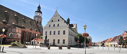 Rathaus und St. Marien am Markt von Herzberg / Elster