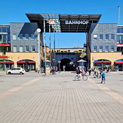 weit mehtr als nur ein Bahnhof - in Hennigsdorf