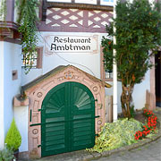 Neckarsteinach Zum Ambtman, das alte Gasthaus gegenüber dem Rathaus