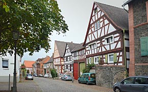 Hauptstraße in Maintals Hochstadt