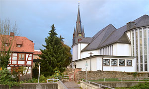 An der Kirche St. Markus, Mühlheim