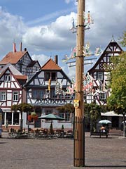 Seligenstadt, Marktplatz © Fotolyse #44415764