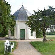 Trau-Pavillon im Schlosspark Dargun