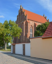 Franzburg: stattlicher Rest der einstigen Klosterkirche, Querschiff