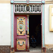 schöne Tür eines alten Fachwerkhauses in Hann. Münden