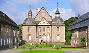 Lüdenscheid, Schloss Neuenhof © suedwind1