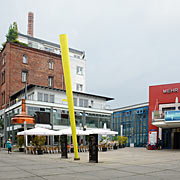Am Lindenplatz kann man städtebaulichet und kulturvoller Vielfalt begegnen.
