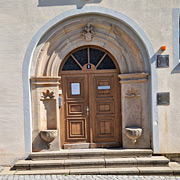 Sitznischen-Portal am Markt neben dem Rathaus
