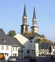 Oelsnitz im Vogtland - die doppeltürmige Kirche St. Jakob
