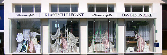 Plauen zeigt auch in seinen Geschäften schon mal Flagge.