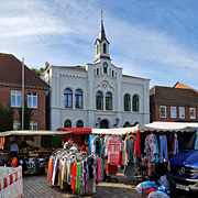 Rathaus Oldenburg in Holstein, Markttreiben