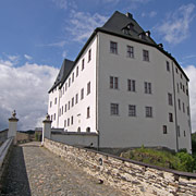 Zugang auf Schloss Burgk