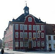 das rote Rathaus in Suhl